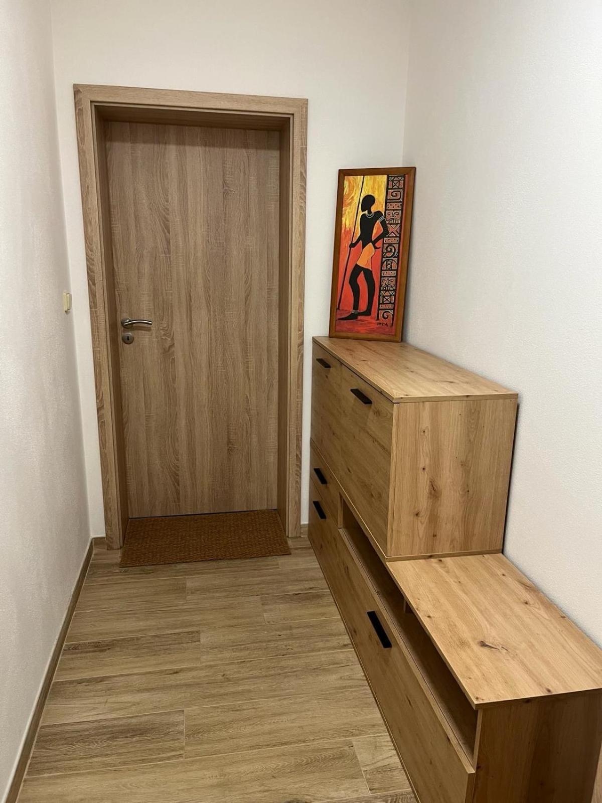 Apartman Kuga ميكولوف المظهر الخارجي الصورة