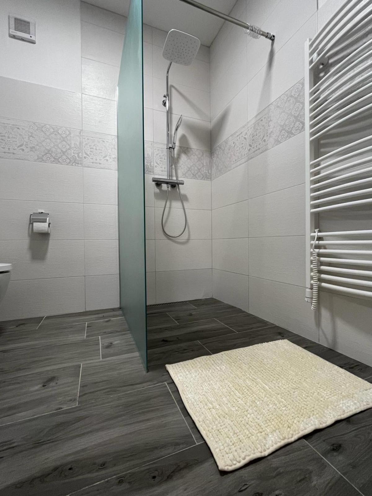 Apartman Kuga ميكولوف المظهر الخارجي الصورة